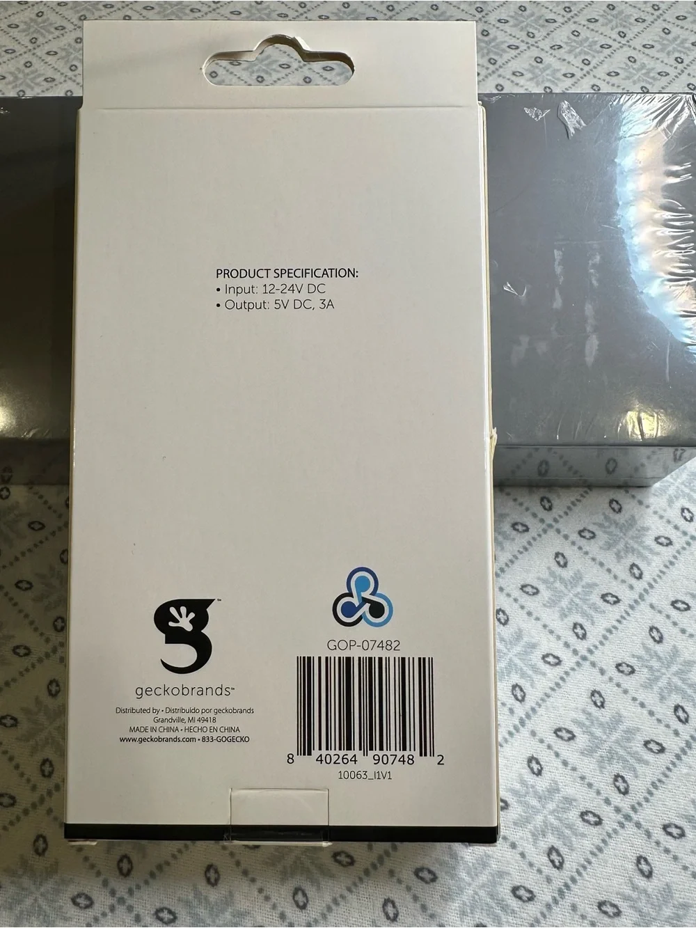 Target Geckobrands 3-in-1 Charging Cable - White and Silver